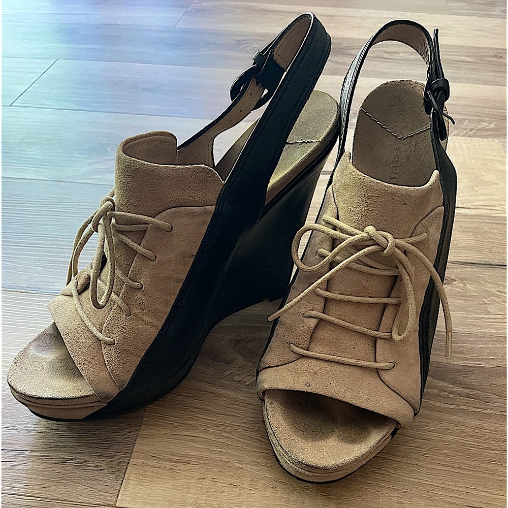 Super cool Derek Lam suede & leather wedges!
